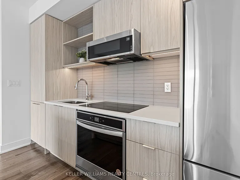 185 Dunlop St E #621 — Photo 10