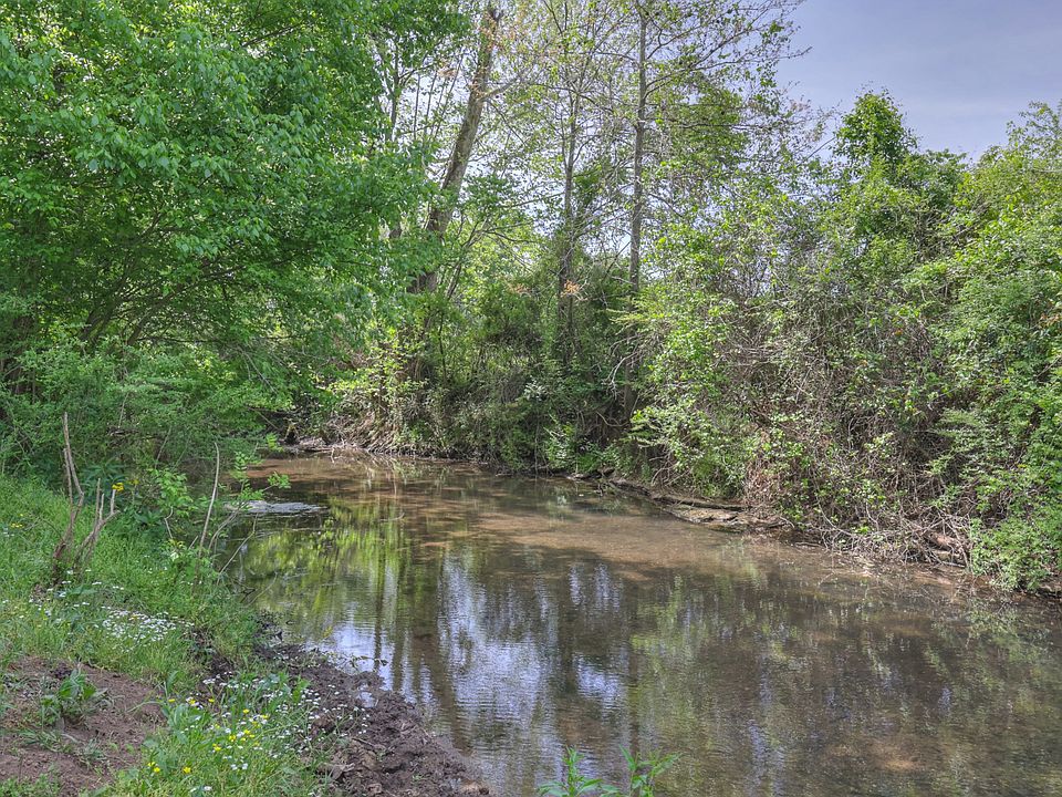 46th image of 2153 Williamsport Pike