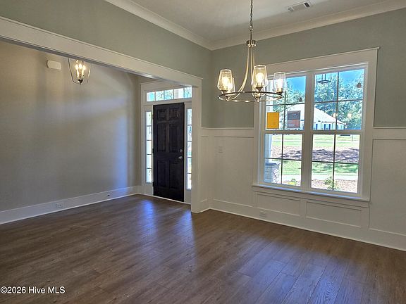 3rd image of 1532 Bellingham Drive