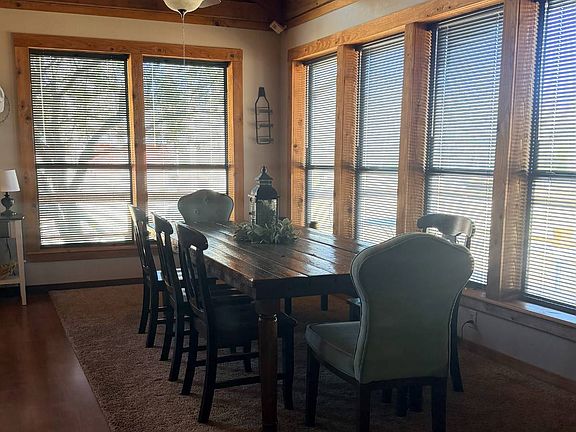 4th image of 32 Rock House Rd