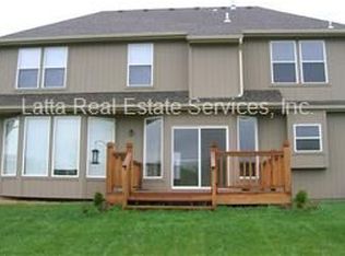 705 SW 34th Ter, Lees Summit, MO 64082