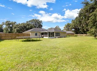 402 Sterling Creek Dr, Richmond Hill, GA 31324