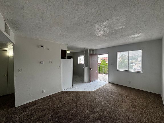 4th image of 55 Darlene Rd SE