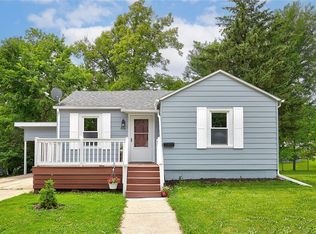 806 S 1st St, Knoxville, IA 50138