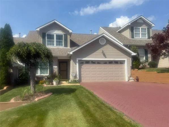 1011 Ironwood Cir, Jeannette, PA 15644