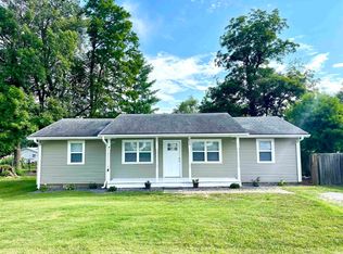 450 W Walnut St, Elberfeld, IN 47613