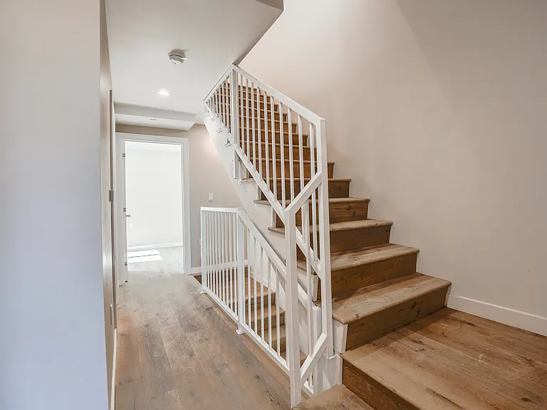 8837 Burnet Ave #102 — Photo 18