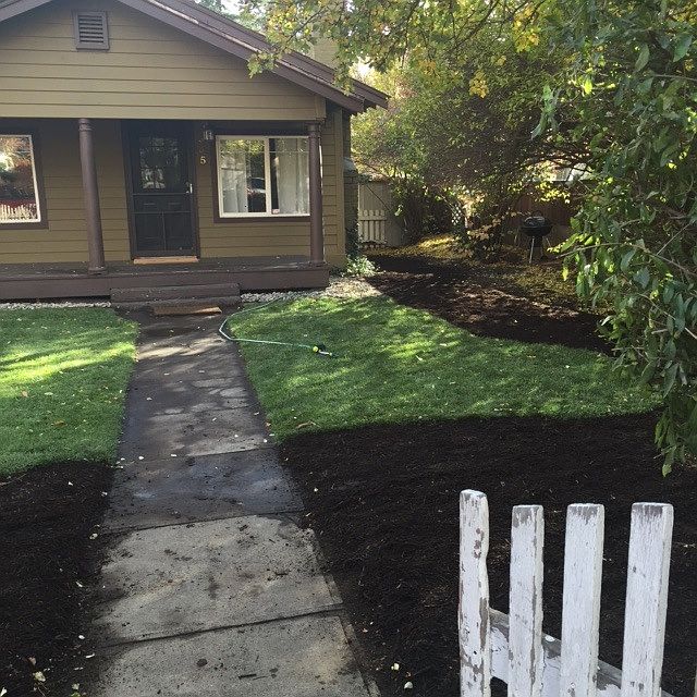 2nd image of 335 NW Hunter Pl
