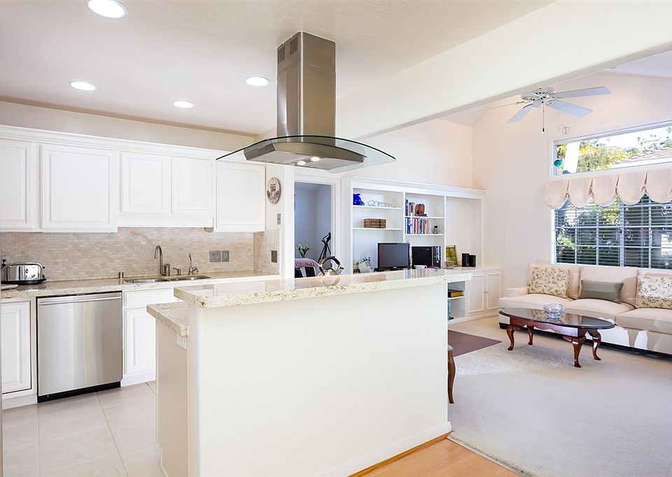 5733 Beaumont Ave La Jolla CA 92037 Zillow