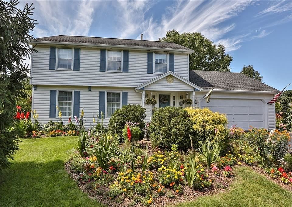 1st image of 695 Brookeville Dr