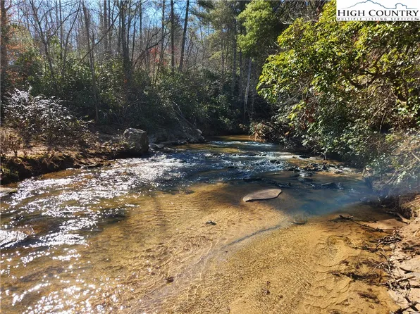 7655 NC Hwy 64-90 Highway, Taylorsville, NC 28681