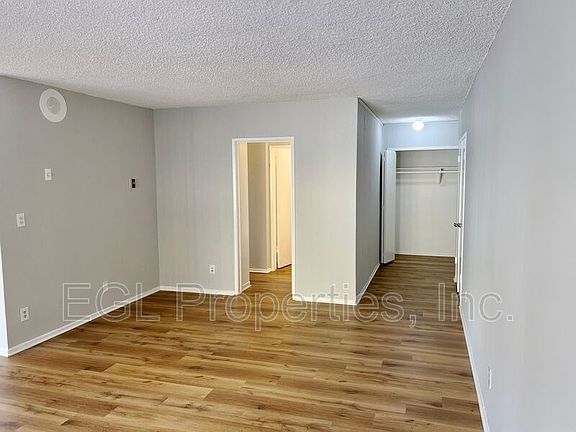 4th image of 7225 Hollywood Blvd #E216