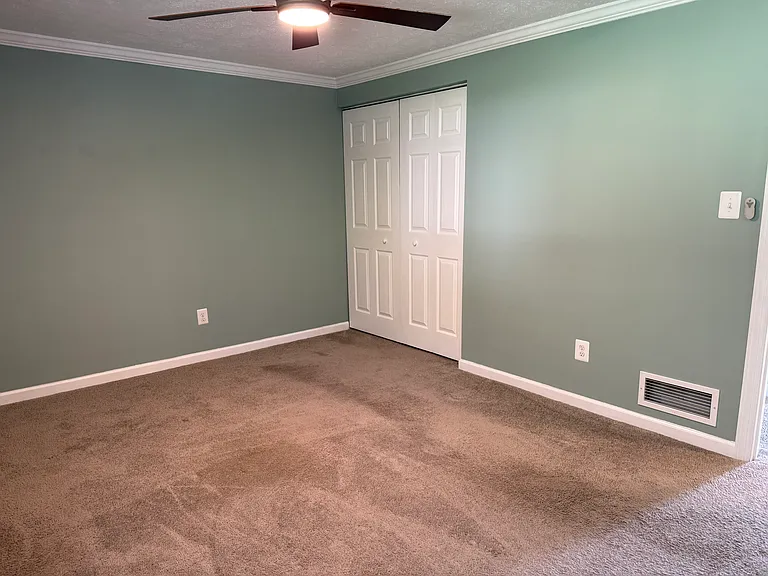 3124 Haberlein Rd — Photo 10