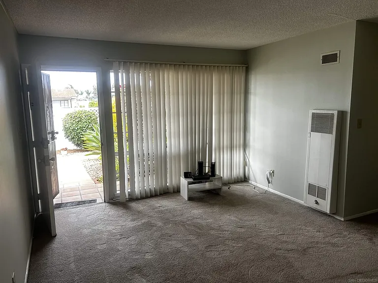 3142 Luna Ave — Photo 5