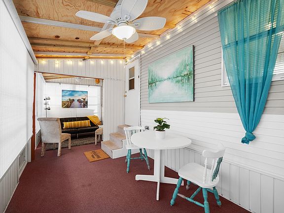 4th image of 7125 Fruitville Rd #136