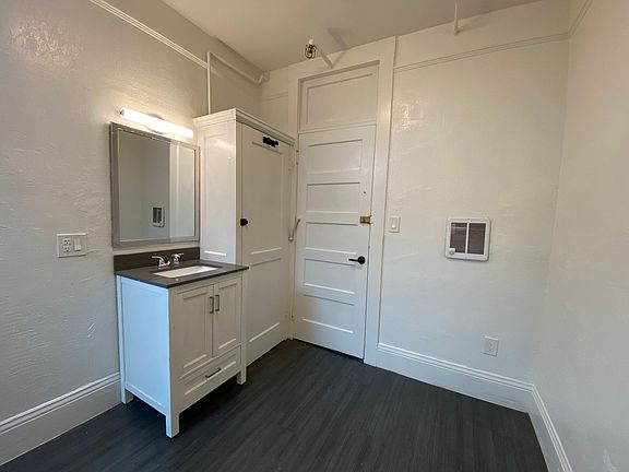 2nd image of 668 Clay St Unit 71