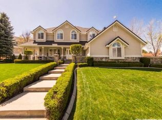 8742 S Willow Green Dr, Sandy, UT 84093