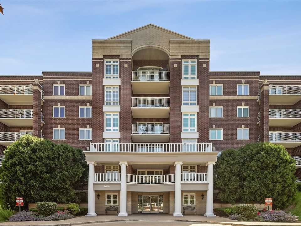 1st image of 7051 W Touhy Ave APT 604