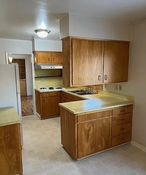 735 Park Ln — Photo 5