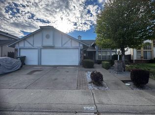 8928 Hollowstone Way, Sacramento, CA 95828