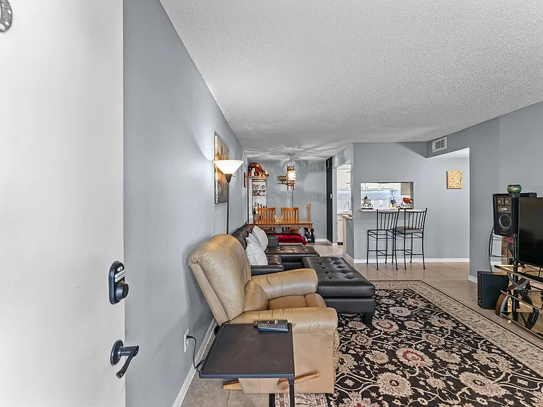 3535 Nasa Road 1 Pkwy #85 — Photo 5