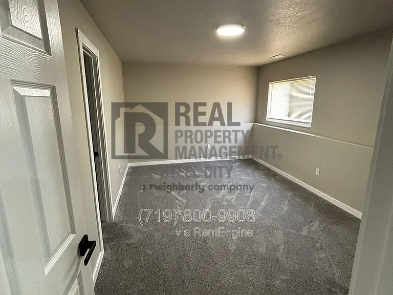 326 W Golden Eagle Way — Photo 20