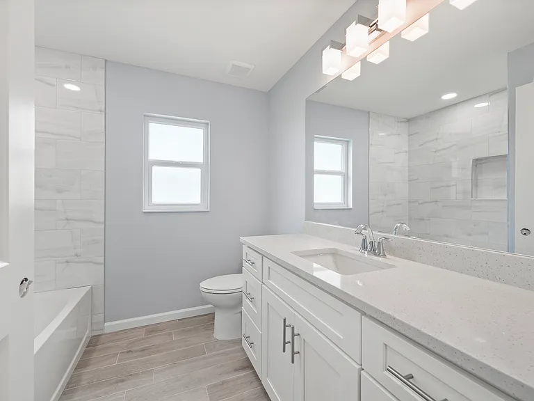 2504 Jamaica St — Photo 15