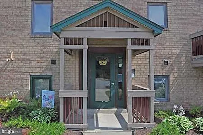 2 bed, 1200 sqft, $1,700 — Photo 1