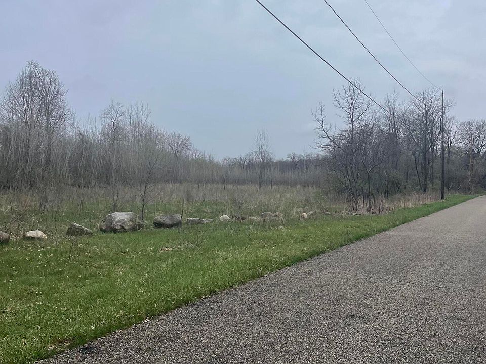 1st image of River Rd S