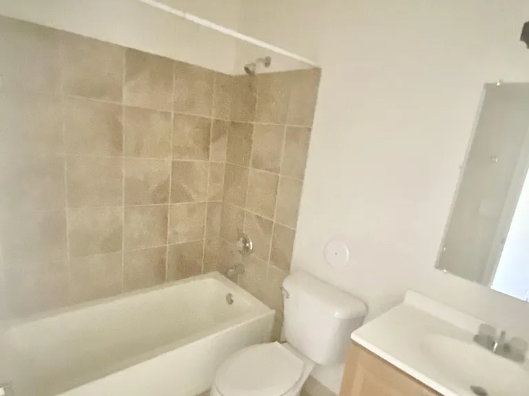 3328 Lincoln Ave #B — Photo 13