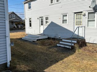 75 Charles St, Hyannis, MA 02601