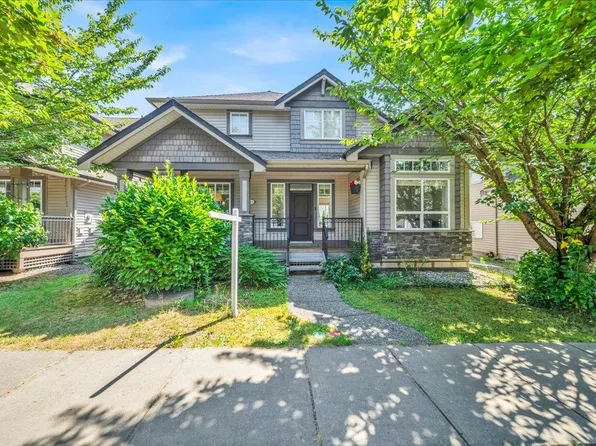 7032 195a St, Surrey, BC V4N 5Z2