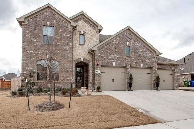 1st image of 4517 Lee Hutson Dr