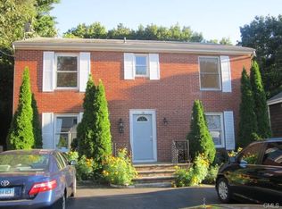 16 Sycamore St, Norwalk, CT 06855