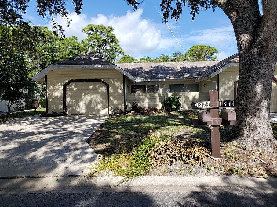 1st image of 1358 SE Rivergreen Cir