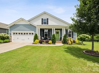 119 Glenfield Dr, Mooresville, NC 28115