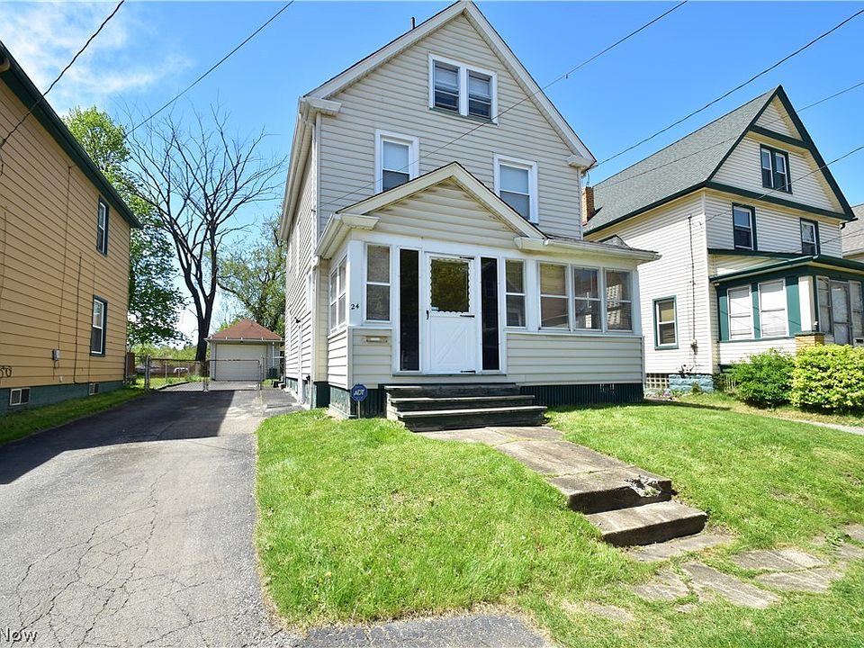 1st image of 24 Whitney Ave N