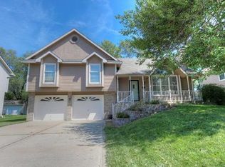 18 NE 111th St, Kansas City, MO 64155
