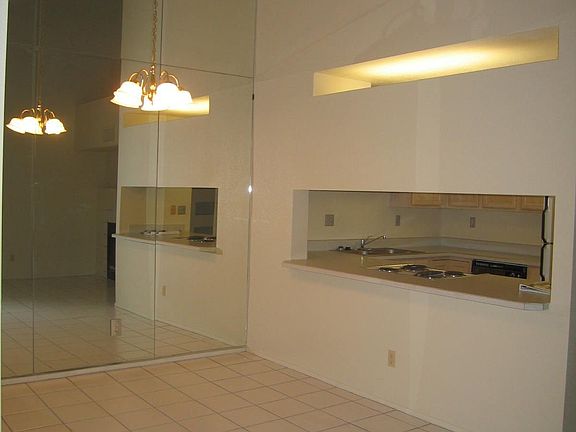 3rd image of 5457 N Via Del Arbolito