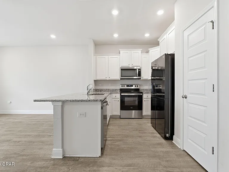 1678 Caleigh Ct — Photo 8