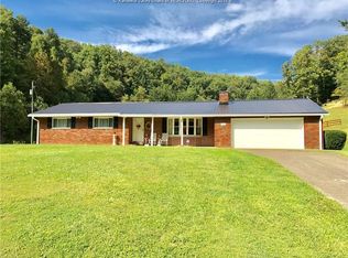 1859 Hunter Rd, Charleston, WV 25311