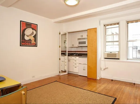 321 East 43rd Street image 1 of 6