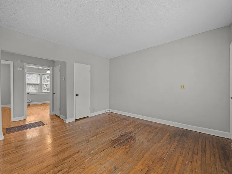 300-B Chamberlain Street - Renovated