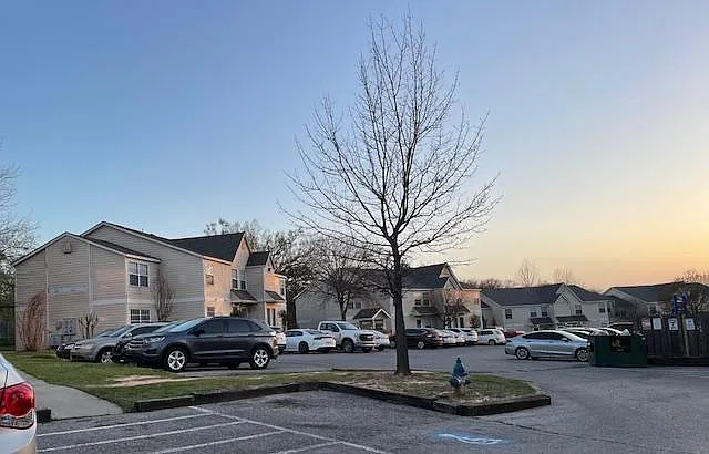 Winding Creek Apartments — Photo 3