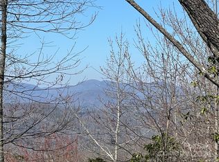 999 Ridge Rd, Rosman, NC 28772