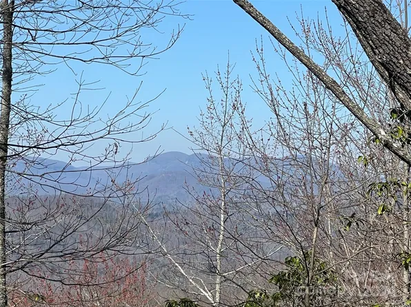 999 Ridge Rd, Rosman, NC 28772