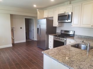 14 South St #10-1, Medfield, MA 02052