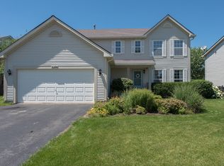 2274 N Essex Ln, Round Lake Beach, IL
