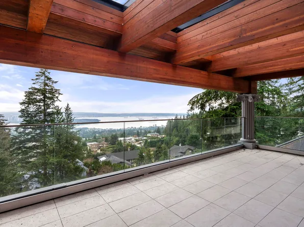 1119 Millstream Rd, West Vancouver, BC V7S 2C8