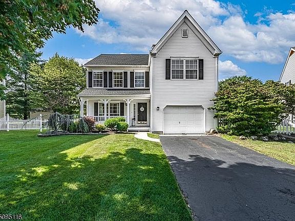 2nd image of 22 Cartier Dr